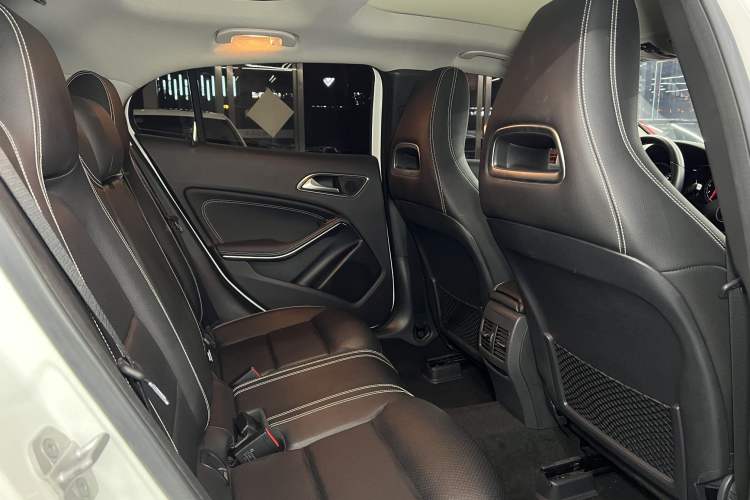 Used Mercedes-Benz GLA 2017 GLA 200 Fashion Model