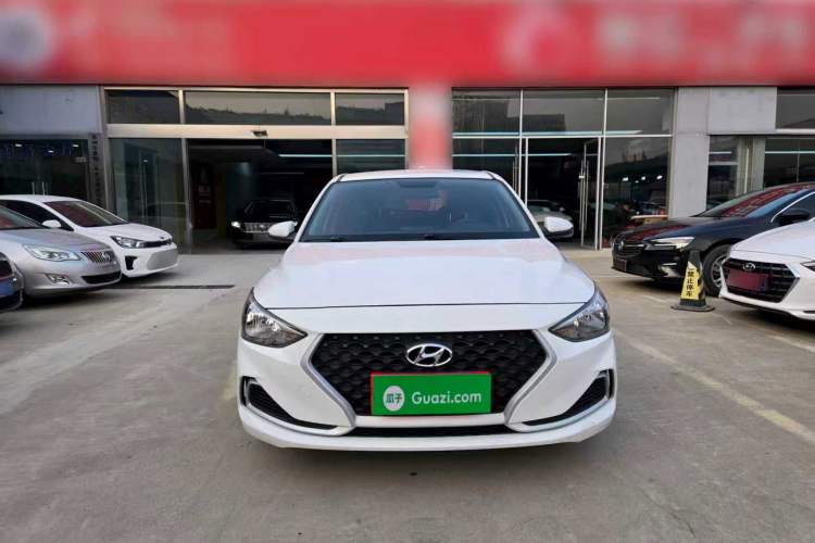 Used Hyundai Celesta 2017 1.6L Automatic Enjoyment Version GLS
