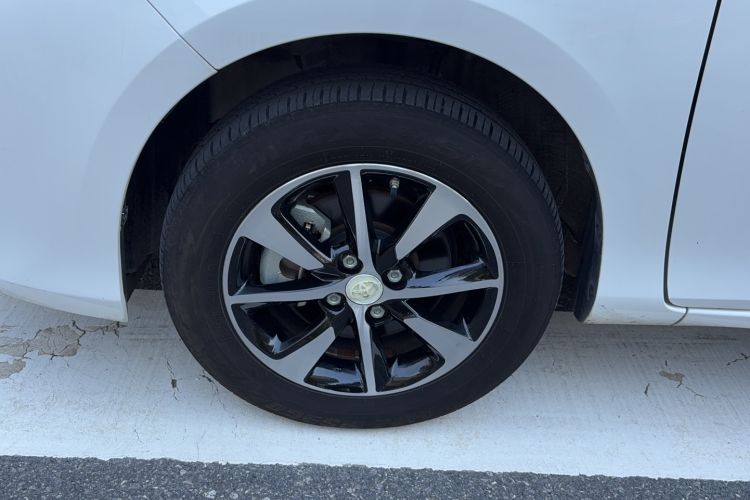 Used Toyota YARiS L 2022 1.5L CVT Leading PLUS Edition
