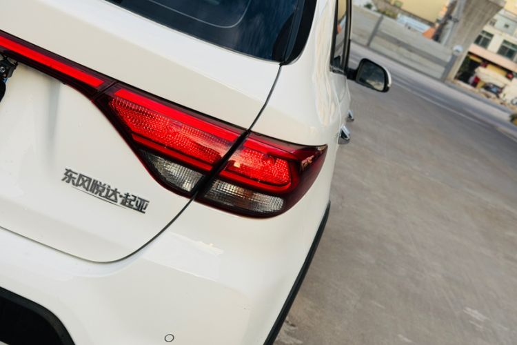 Used Kia KX Cross 2017 1.4L AT GLS
