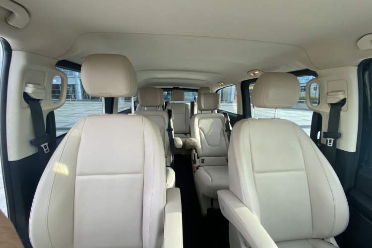 Used Mercedes-Benz Vito 2020 2.0T Business Version 7 Seats