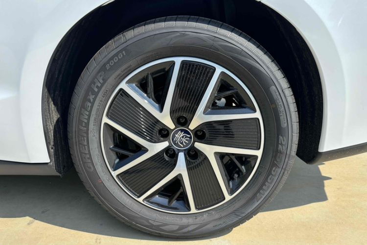 Used BYD Qin L 2024 DM-i 120KM Leading Model
