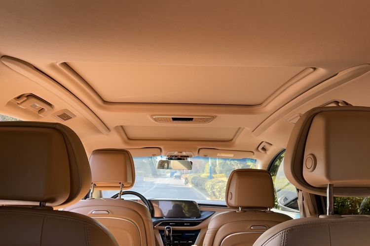 Used Buick GL8 2020 ES Land Cruiser 653T Luxury Model
