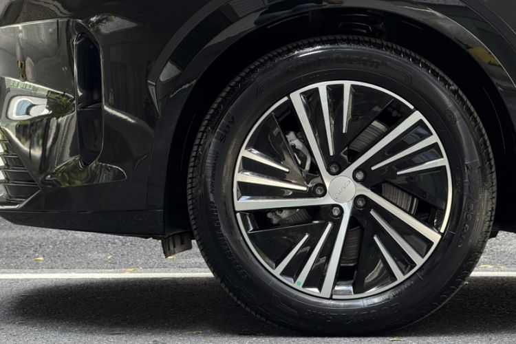 Used Lynk & Co 08 EM-P 2023 120km Long-Range Halo
