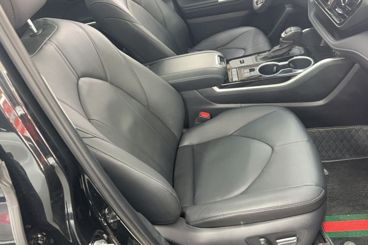 Used Toyota Highlander 2022 Dual-Engine 2.5L Four-Wheel Drive Prestige Version 7 Seats