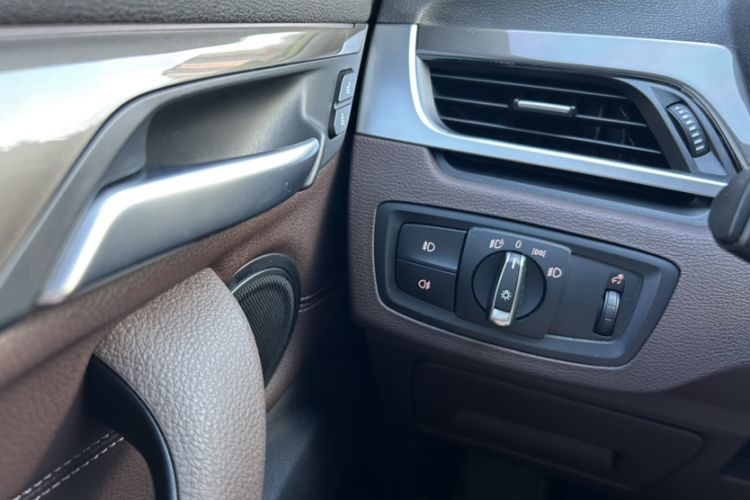 Used BMW X1 2019 sDrive18Li Premium Edition
