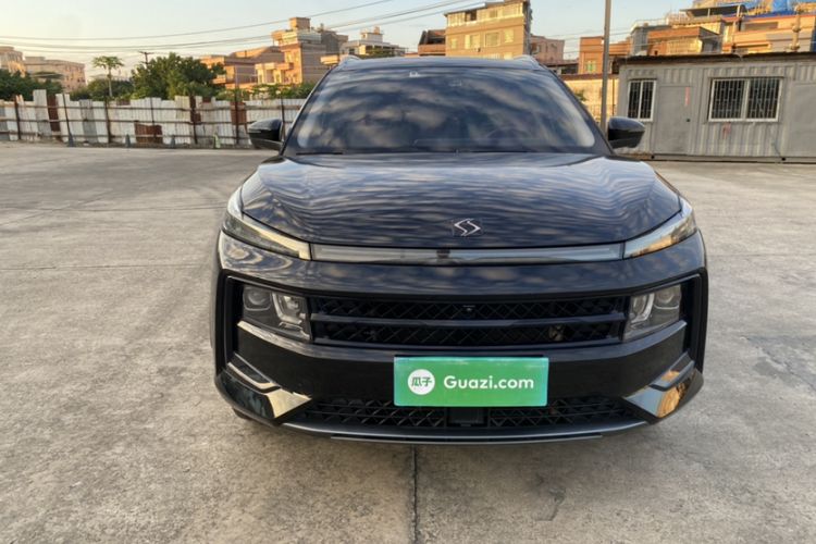 Used SOL QX 2021 300T DCT Prestige Smart Connectivity Version