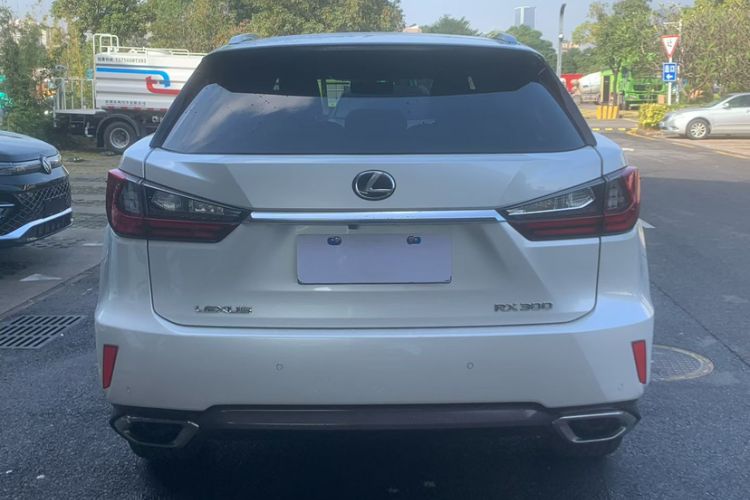 Used Lexus RX 2016 300 4x4 Elegant Edition China VI
