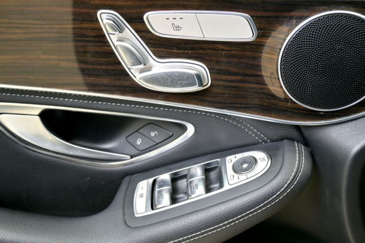 Used Mercedes-Benz GLC 2018 Facelifted GLC 260 4MATIC Dynamic Edition
