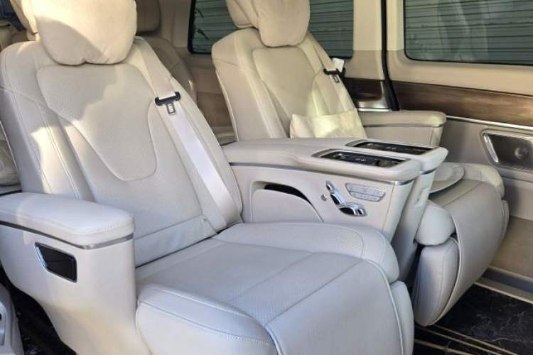 Used Mercedes-Benz V-Class 2021 V 260 L Long Wheelbase Prestige Edition