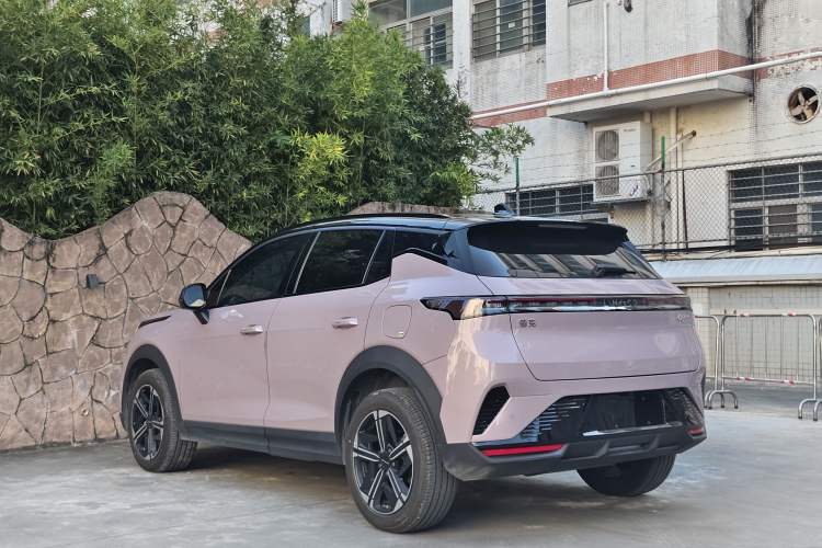 Used Lynk & Co 06 EM-P 2023 EM-P 126 Long-Range Halo
