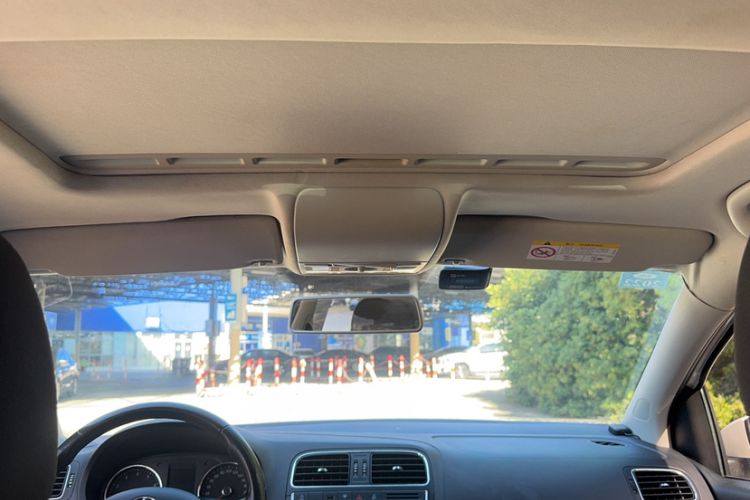 Used Volkswagen Polo 2018 1.5L Automatic Enjoyment Model
