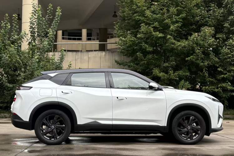 Used Dongfeng Aeolus L7 New Energy 
