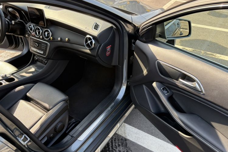 Used Mercedes-Benz GLA 2017 GLA 200 Fashion Model
