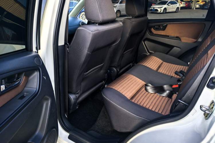 Used Suzuki SX4 2013 1.6L Automatic CoolRide Model
