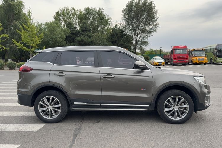 Used Geely Auto Emgrand X7 Sport 2020 1.8TD DCT Two-Wheel Drive Smart Connect 4G-Enabled Version
