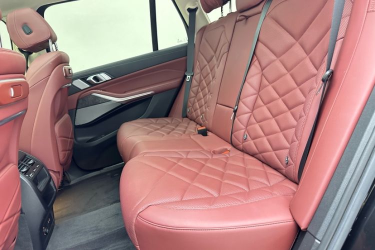 Used BMW X5 2023 xDrive 30Li M Sport Package
