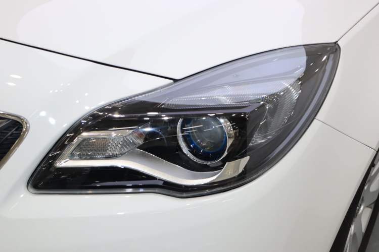 Used Buick Regal 2015 2.0L Elite Fashion Edition
