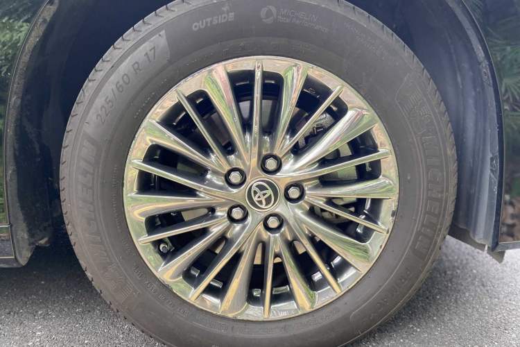 Used Toyota Alphard 2021 Dual-Engine 2.5L Prestige Edition