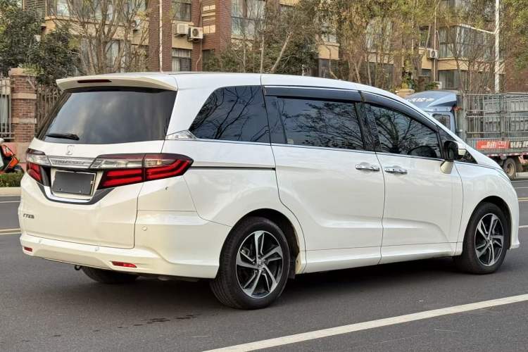 Used Honda Odyssey 2017 2.4L Supreme Edition
