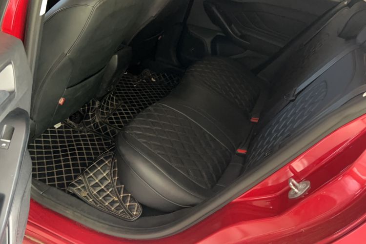 Used Ford Focus 2020 Sedan 1.5L Automatic Sharp Edition
