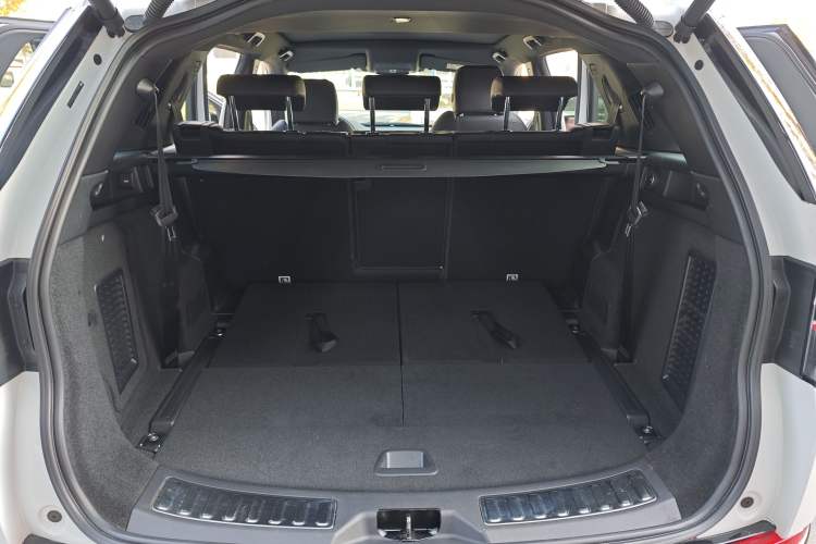 Used Land Rover Discovery Sport 2020 249 PS R-Dynamic Performance Tech Edition 7 Seats
