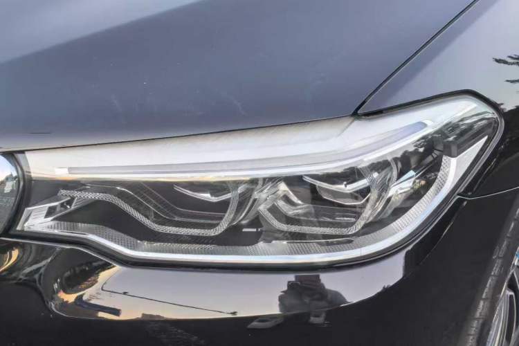 Used BMW 5 Series 2018 Facelifted 530Li Luxury Edition Premium Package