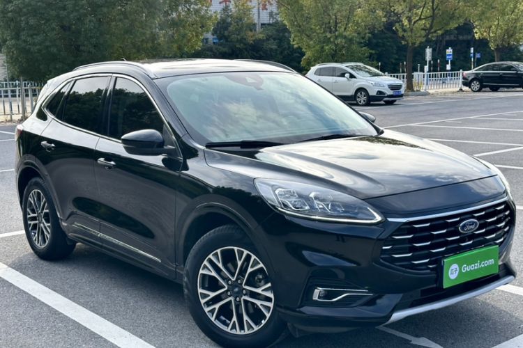 Used Ford Escape 2020 EcoBoost 245 Four-Wheel Drive Luxury Edition
