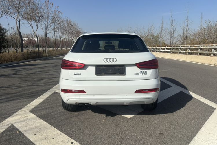 Used Audi Q3 2015 35 TFSI Comfort Model
