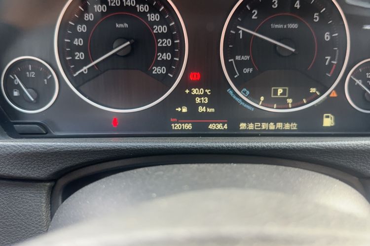 Used BMW 3 Series 2014 320i Sport Design Package
