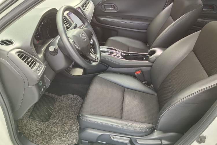 Used Honda Vezel 2019 1.5L CVT Luxury Model China VI
