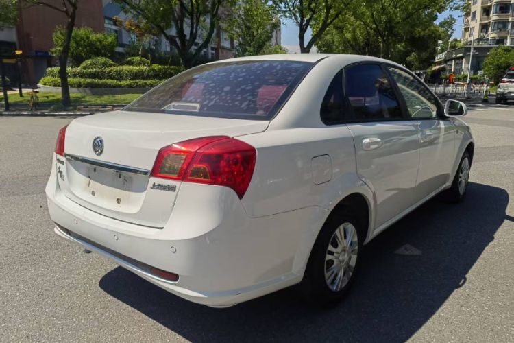 Used Buick Excelle 2015 1.5L Automatic Classic Model
