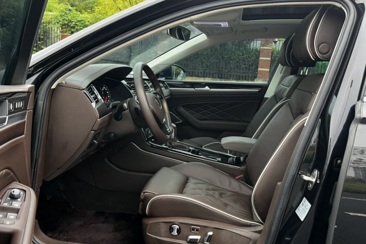 Used Volkswagen Phideon 2021 380TSI Prestige Edition
