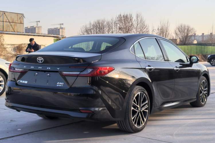 Used Toyota Camry 2024 Dual-Engine 2.5HG Prestige Edition
