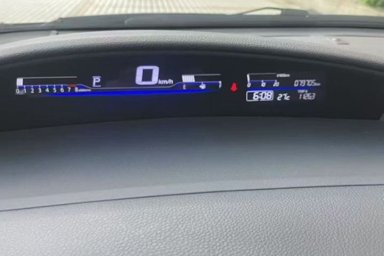 Used Honda Jade 2017 1.8L automatic Comfort version 5 seats
