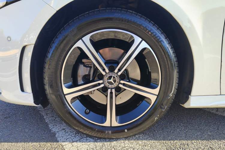 Used Mercedes-Benz A-Class 2022 A 200 L Sport Sedan Fashion Model
