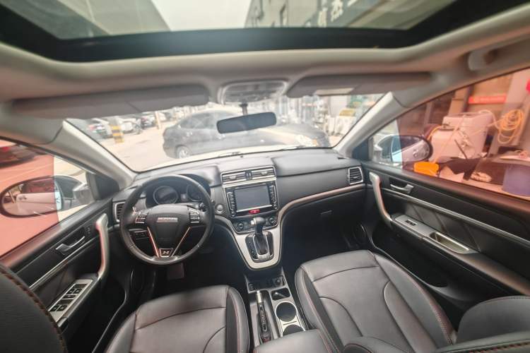 Used Haval H6 2017 Restyled Red-Label Sport Version 1.5T Automatic Two-Wheel Drive Luxury Trim
