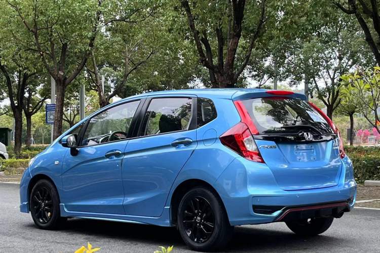 Used Honda Fit 2018 1.5L CVT Trendy Run+ Edition