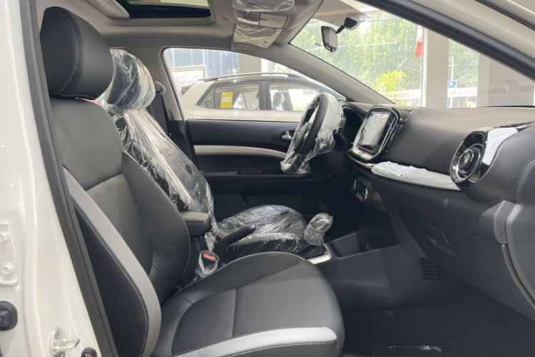 Used Kia Stonic 2021 1.4L CVT Sunroof Model
