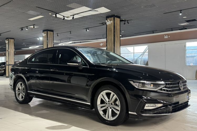 Used Volkswagen Magotan 2025 Zhongxiang Version 280TSI DSG Comfort Edition