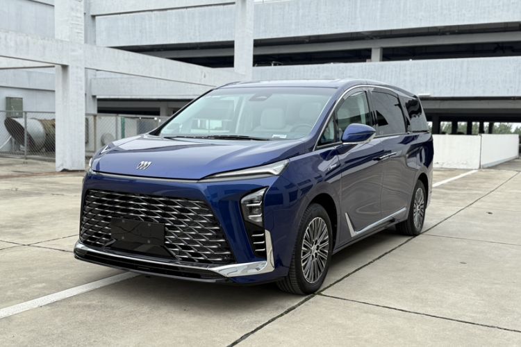 Used Buick GL8 New Energy 2024 Lu Zun Luxury Edition 7-Seater
