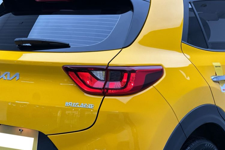 Used Kia kx1 Stonic 2021 1.4L CVT Sunroof Model