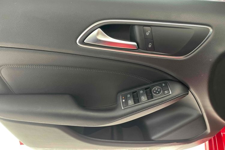 Used Mercedes-Benz B-Class 2012 B 180
