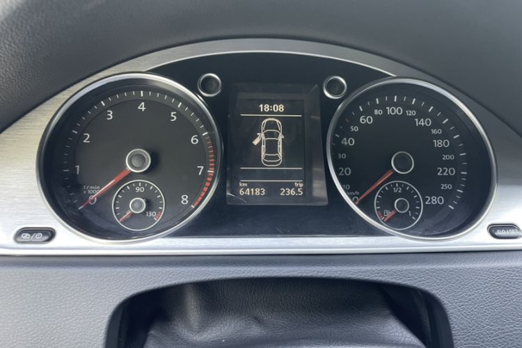 Used Volkswagen FAW-Volkswagen CC 2015 1.8TSI Prestige Model