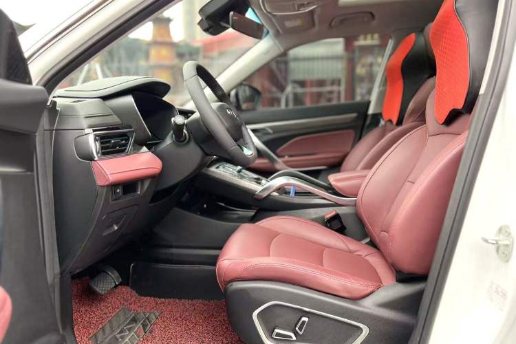 Used Geely Auto Emgrand X7 Sport 2022 Boyue X 1.8TD DCT ZhiZun Edition
