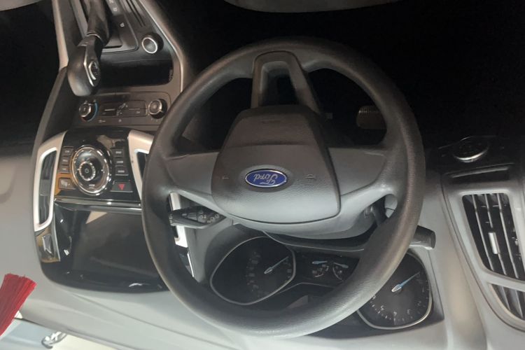 Used Ford Focus 2015 Hatchback 1.6L Automatic Comfort Model
