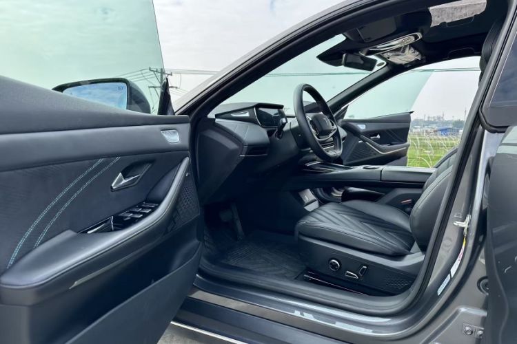 Used  SL03 2023 200Max Range-Extended Version