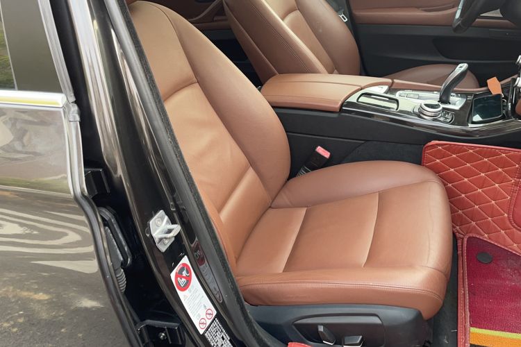 Used BMW 5 Series 2014 525Li Leading Model
