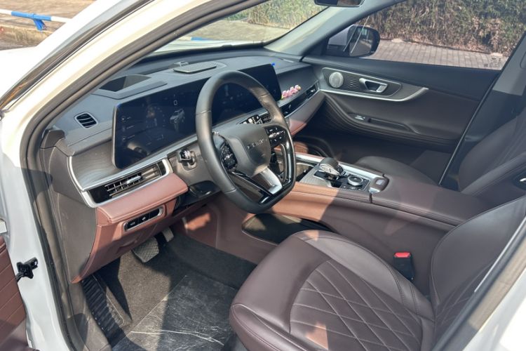 Used Chery Tiggo 8 PRO 2024 Champion Edition 290T Two-Wheel Drive Peak Version 5 Seats