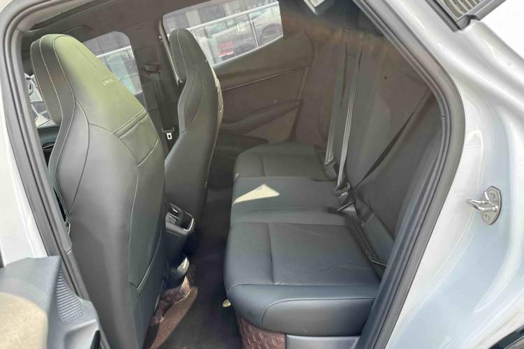 Used Volkswagen ID.UNYX 2024 Pro Long-Range Version